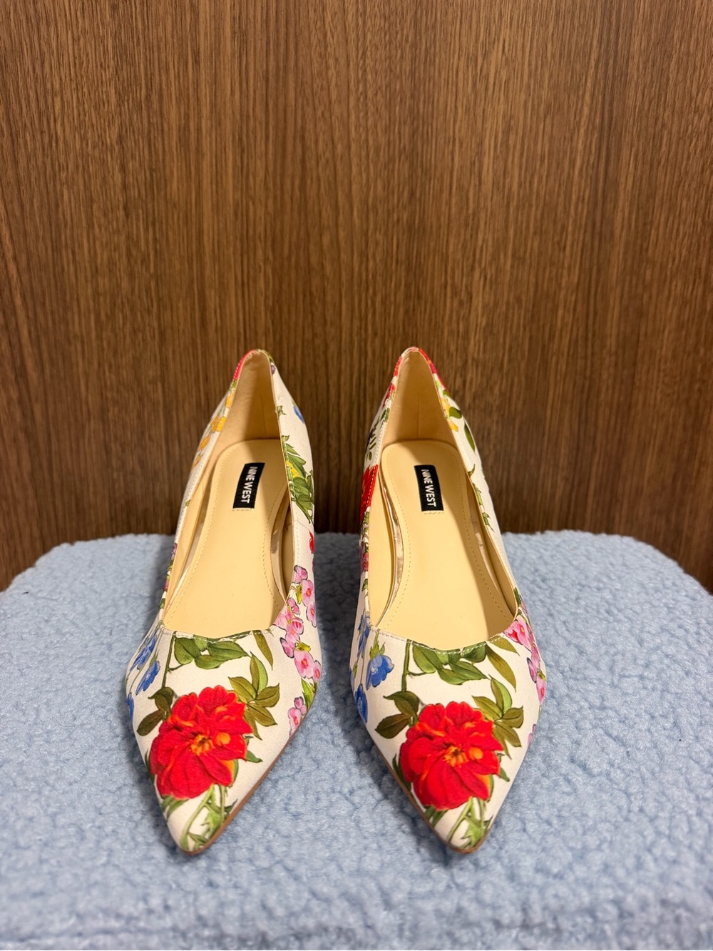 Nine West Red Floral Pointed-Toe Flats